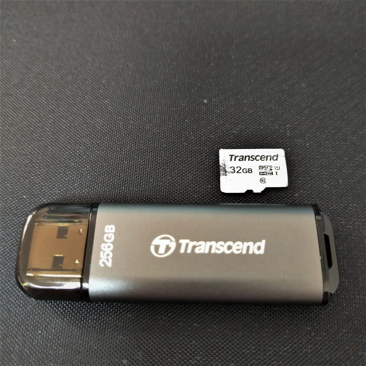 USBメモリ？スティックSSD？Transcend『JetFlash 920』 をレビュー