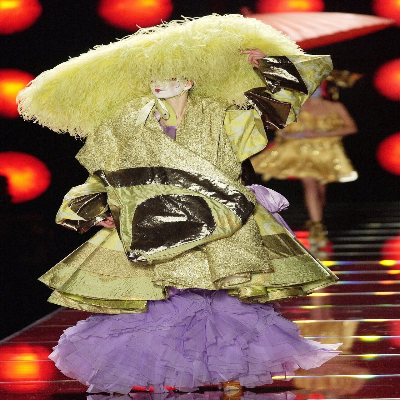 本日限定ゲリラセール！dior ジョンガリアーノ期カシュクールブラウス40美品 予想価格の15倍で落札！ ジョン・ガリアーノによる「ディオール」の