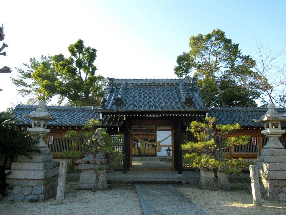 5東大友町　神明社神門