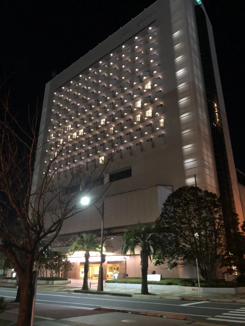 シティホテルがいっぱいな幕張 ホテルスプリングス幕張 前半 とめごろー Note