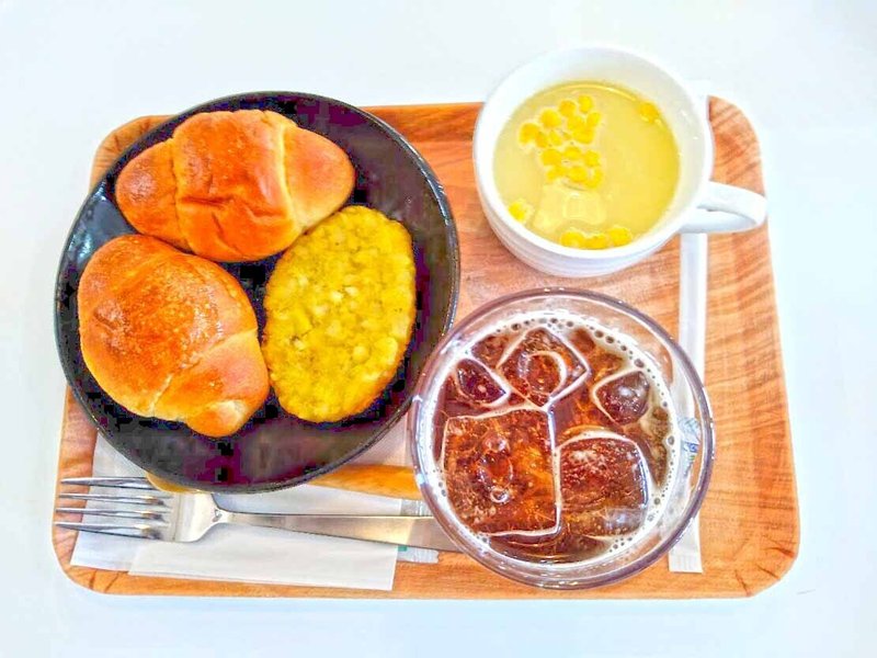 京都府向日市uinocoffeeモーニング豊富 Sutitti Note