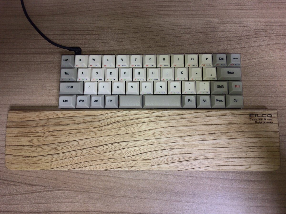 セールや限定 Vortex CORE cherry MX茶軸 メカニカルキーボード