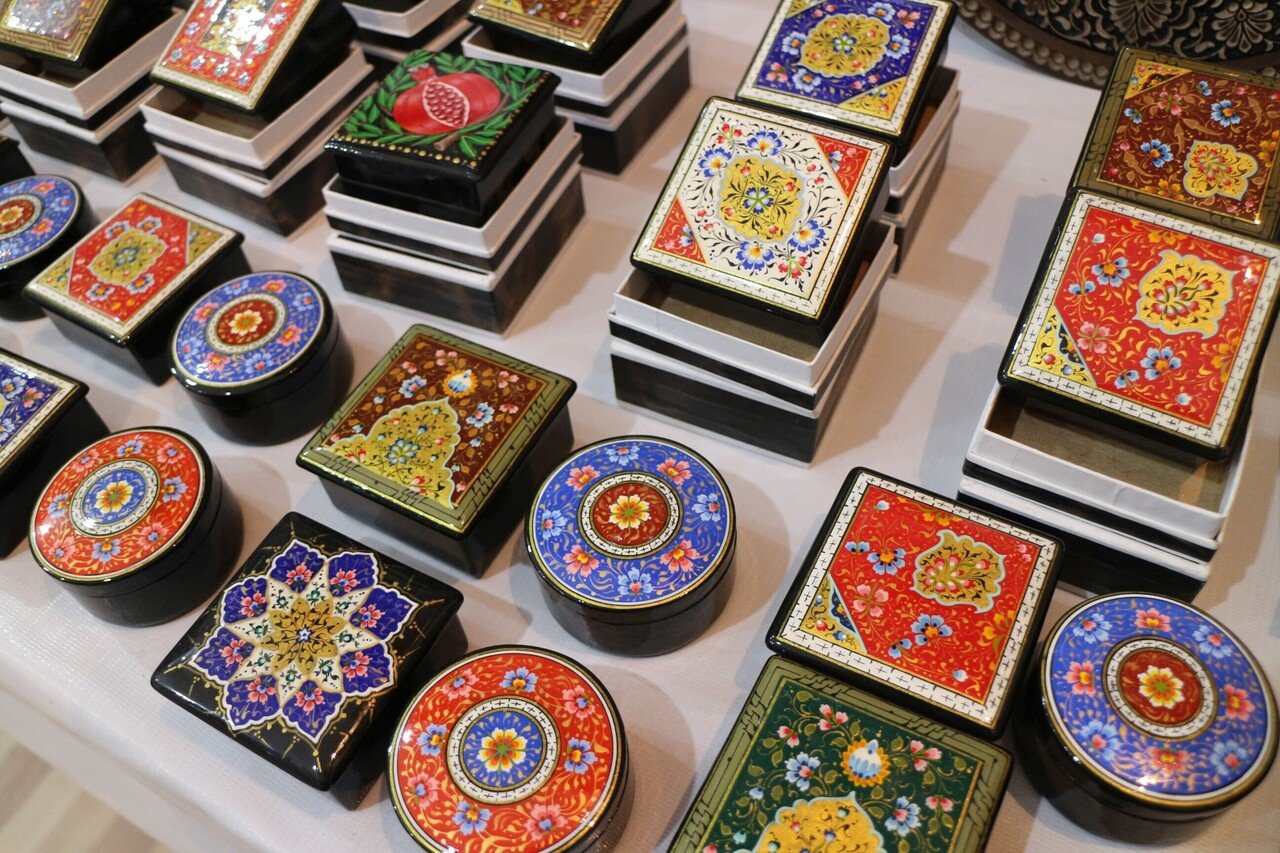 ウズベキスタンの伝統文化といえばミニアチュール（細密画）。実際に