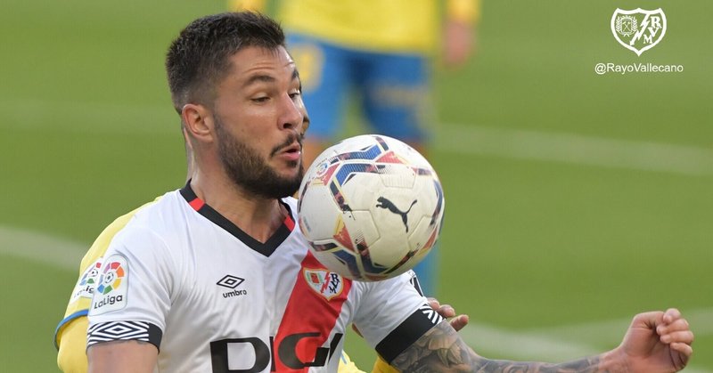 Fwの特徴に合わせてcbの対応は変えないといけない 現代サッカーにおいて１トップに求められるモノ 小嶋将太 Kojima Shota Note