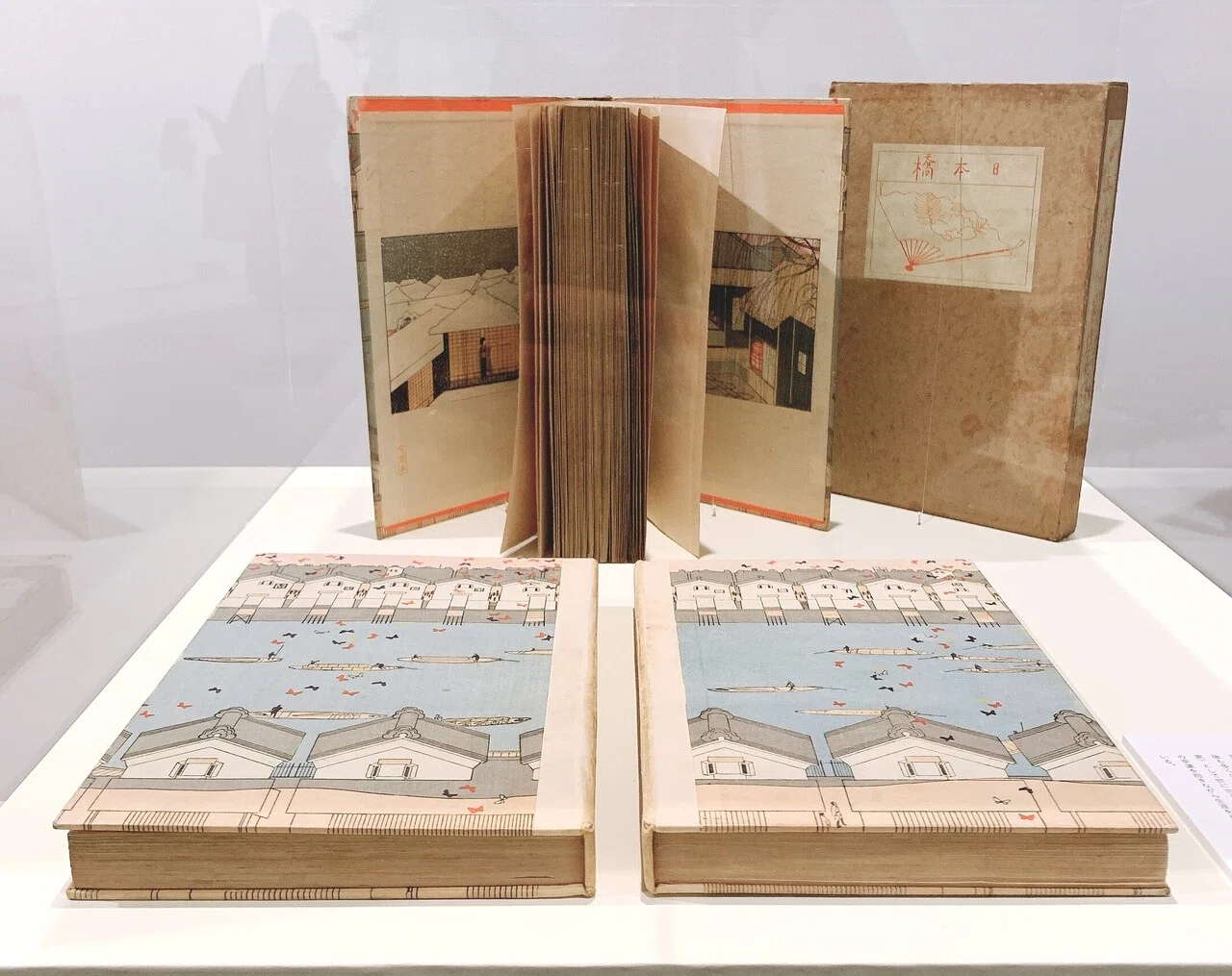 特別展】複製芸術家 小村雪岱 l 空間、色、構図、すべてが今でも新しい