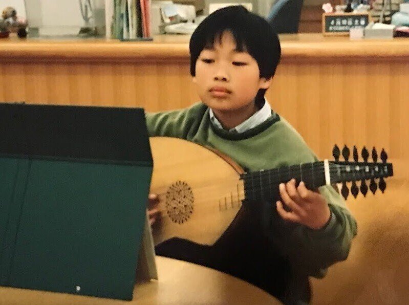 リュートってどんな楽器？【2】奏楽の天使｜坂本龍右