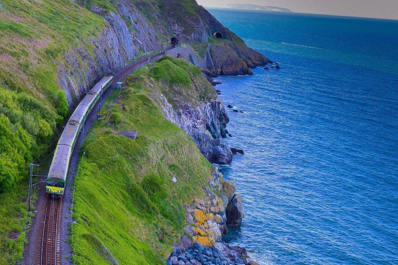 絶対に行きたい アイルランド 緑と海の超穴場 絶景の断崖クリフ ウォークでお散歩を 旅の音楽家 Studio Iota Label スタジオ イオタ Note 絶対に行きたい アイルランド 緑と海の超穴場 絶景の断崖クリフ ウォークでお散歩を 旅の音楽家 Studio Iota Label スタジオ イオタ Note