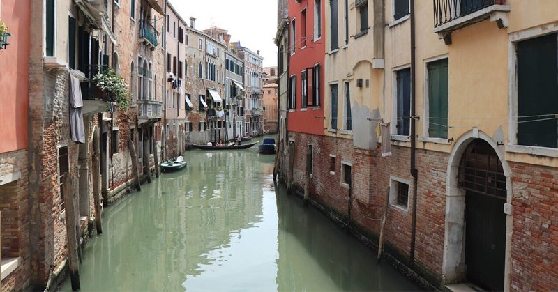 ケルト音楽を聴きながら街を歩くと 風景が変わります Poco Note