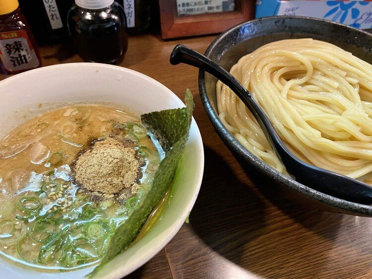 かつお合わせつけ麺 900円@越後維新 湯沢本店 https://tabelog.com/niigata/A1504/A150404/15011885/