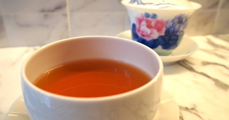 瞑想：一杯のお茶を飲む