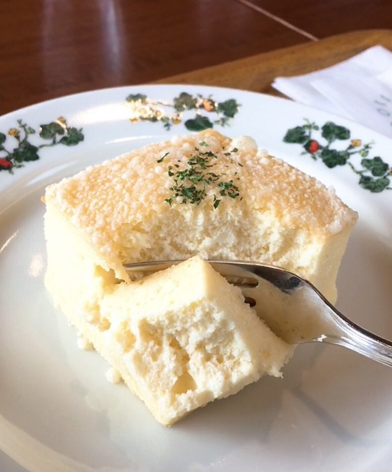 六花亭喫茶室ホットチーズケーキ Kamadomeshi Note 六花亭喫茶室ホットチーズケーキ Kamadomeshi Note