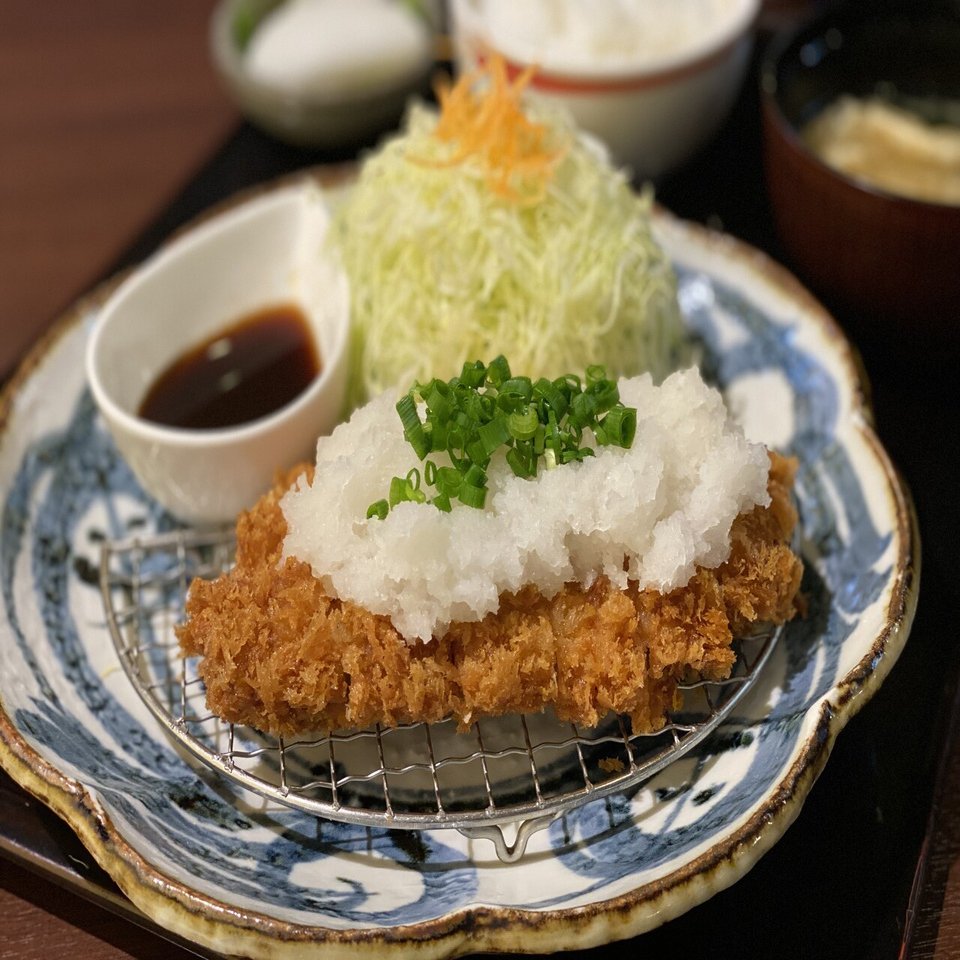 長野市「とんかつ かつ源 若槻店」出会いもの おろしとんかつ｜あらら？