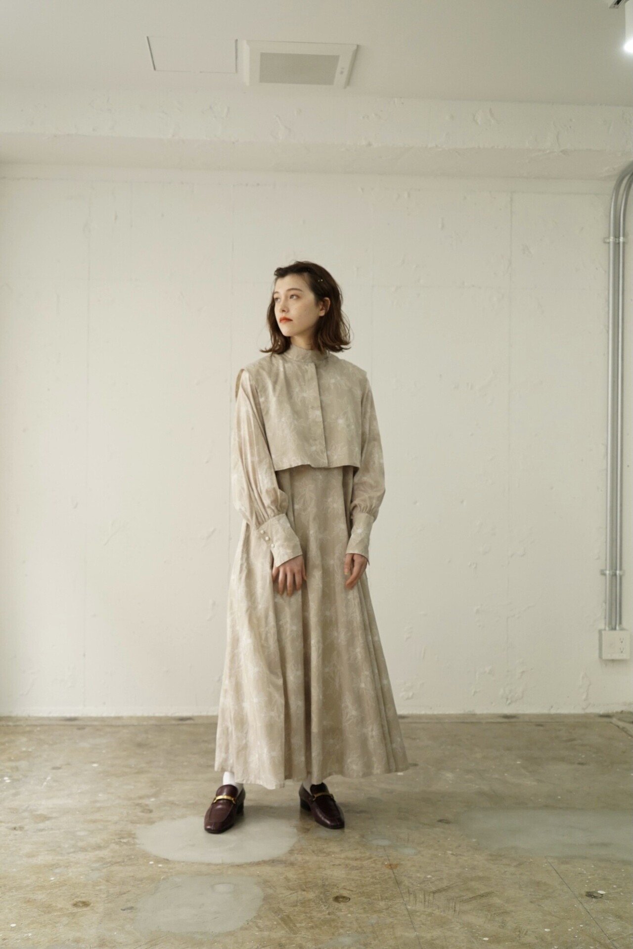 foufou はなたば#02 クレマチス ワンピース 花柄 ベスト付き sddefault.jpg