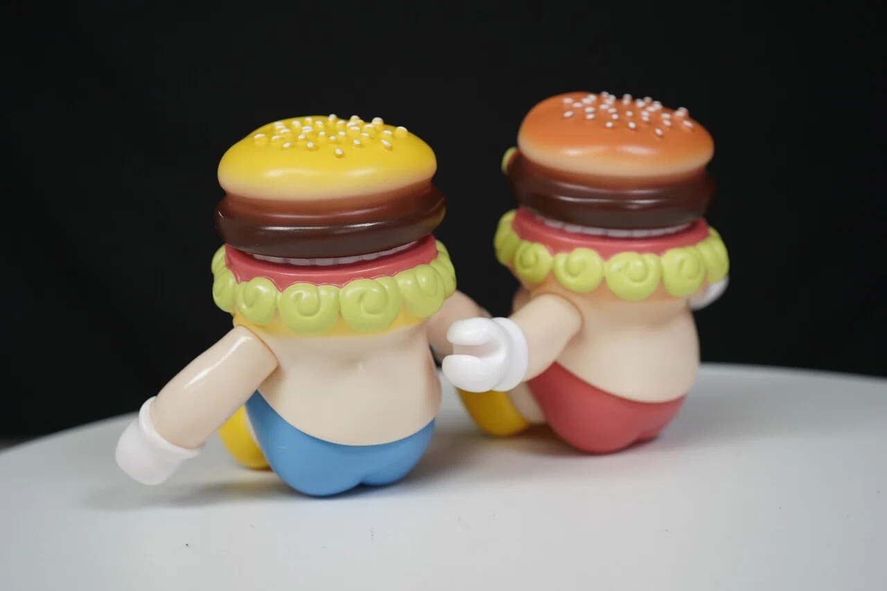 Love at first sight for the butt! BURGER MAN, a Vinyl Toy figure