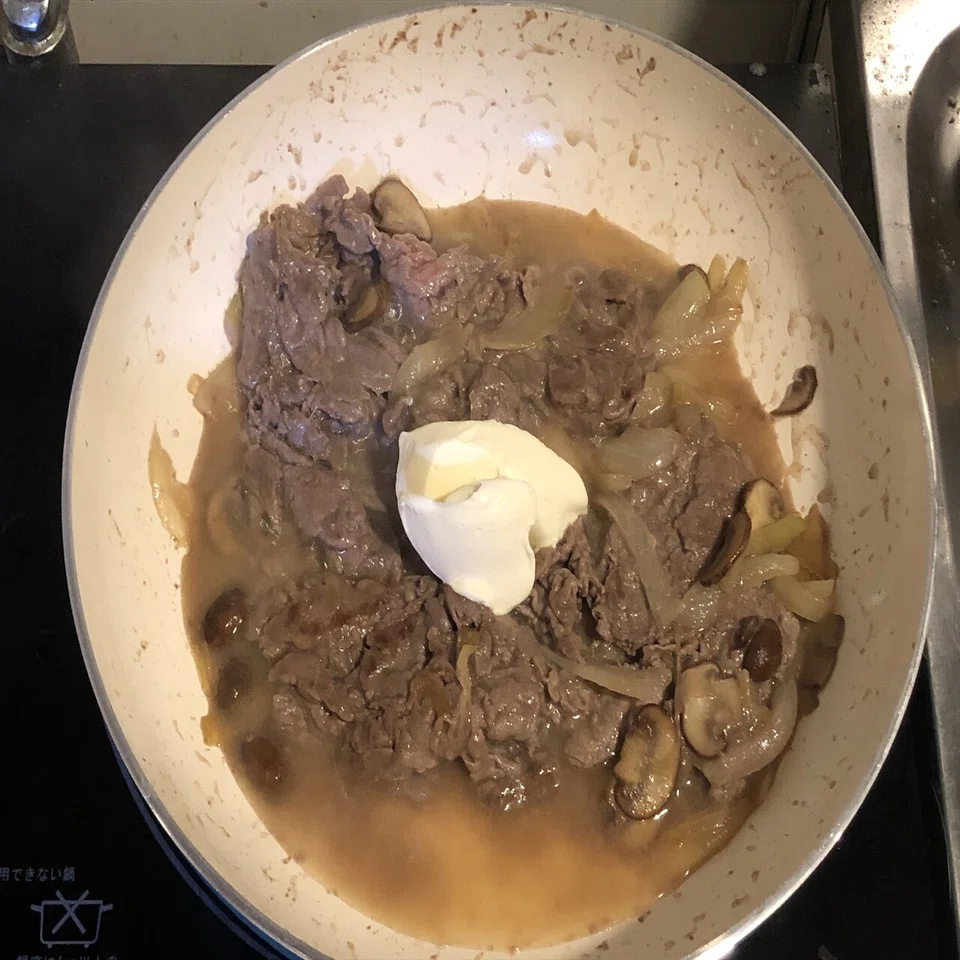 ウクライナ風ビーフストロガノフ てか これが本当のビーフストロガノフ ケイチェルおじ Note