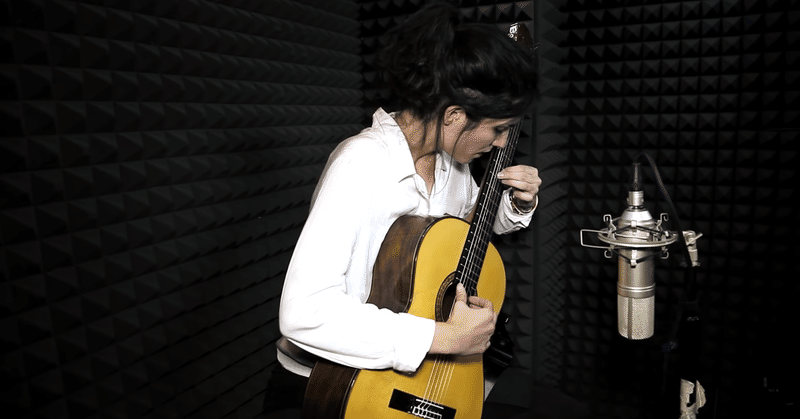 ドビュッシーをギターで演奏して 露出度の高い服装じゃないのが不満だが さてどうなるか フランク ロイド Note ドビュッシーをギターで演奏して 露出度の高い服装じゃないのが不満だが さてどうなるか フランク ロイド Note