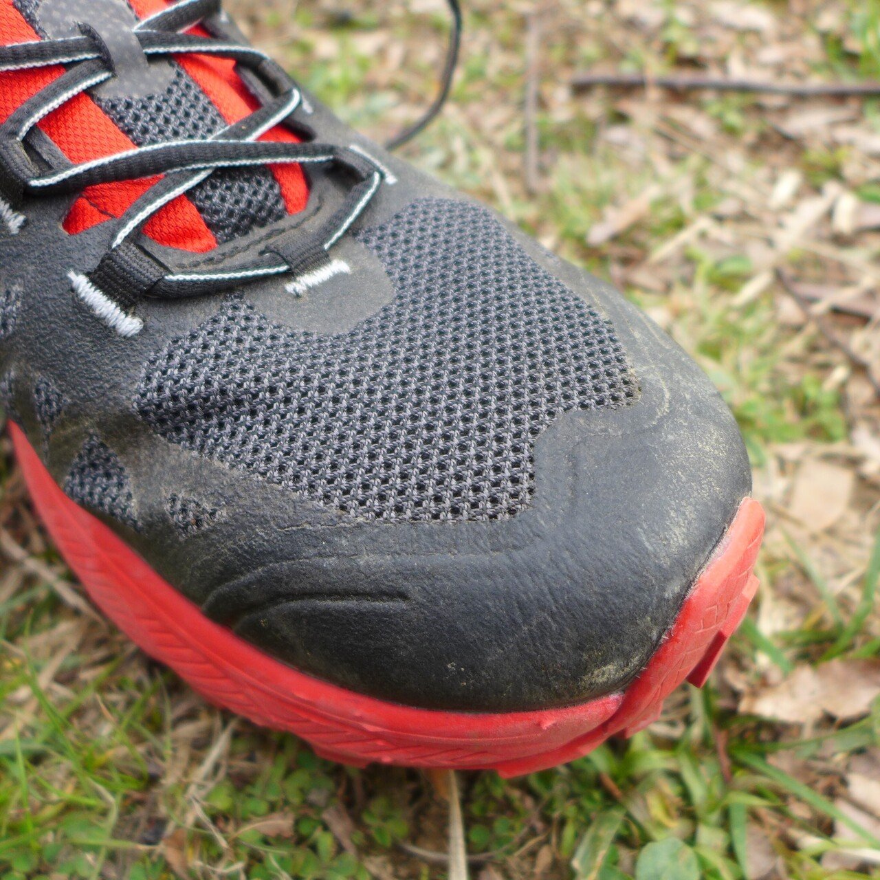 スポルティバ「KARACAL(カラカル)」｜ラリーグラス