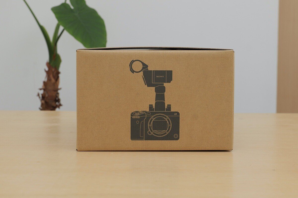 買いました！】発売日にSONY FX3入手！｜I'm a graphic designer