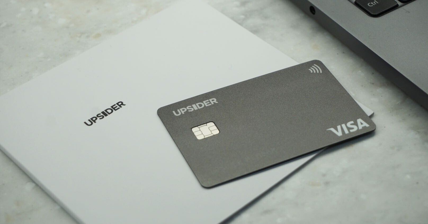 追加投資｜UPSIDER：上場のための法人カード｜DNX Ventures