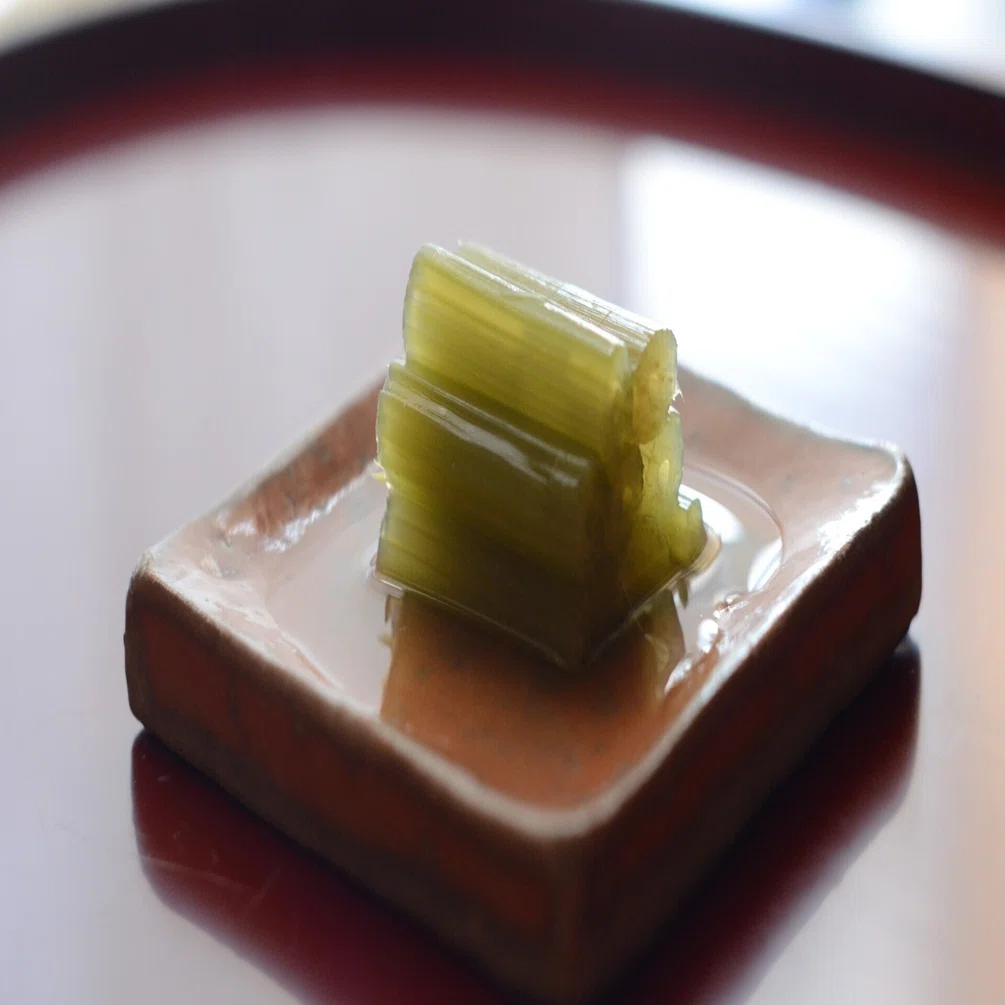 煮炊き物 蕗の煮物 乃木坂しん ミシュラン一つ星の日本料理店 Note