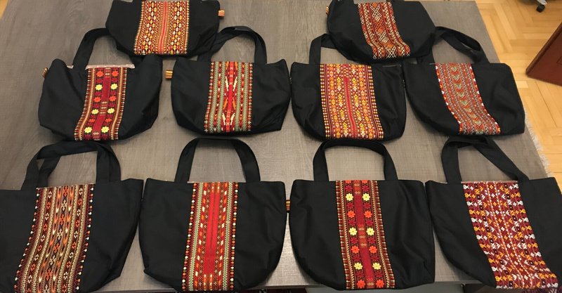 トルクメニスタンでオーダーメイド・刺繍を使った作品