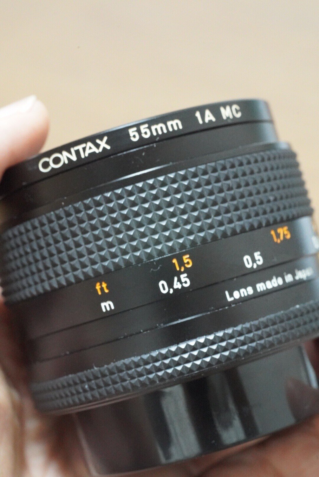 Vol.06 planar 50mm f1.4 お気に入りのレンズとなった一本｜緋色