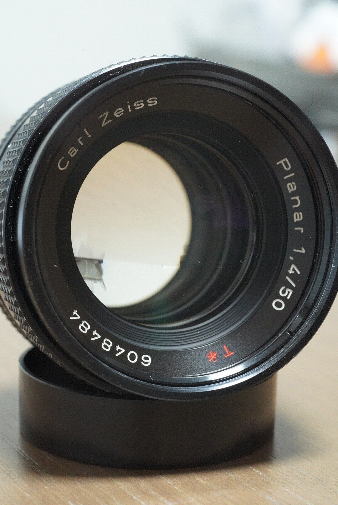 手裏剣ボケ★CONTAX PLANAR 50mm F1.4 T*#230572 手裏剣ボケ☆CONTAX PLANAR 50mm F1.4 T*#230572 - メルカリ