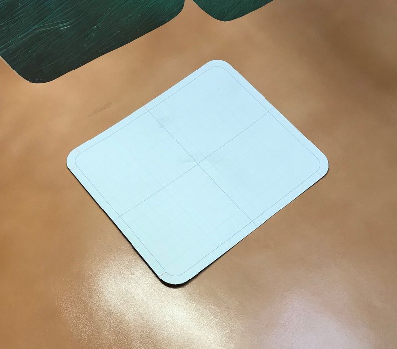 レザークラフト 粗裁ちと本裁ち Dragonfly Note