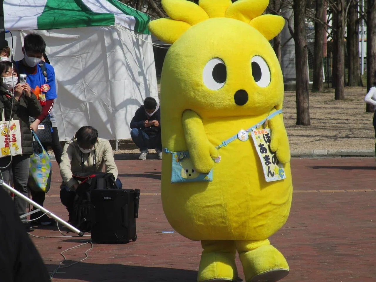 動画投稿は時間がかかるので後の動画は改めて投稿します 久しぶりに交野市の観光キャラクター 星のあまんちゃん に会いました 以前と違いしゃべるゆるキャラ になってます ここでも みっけちゃん に会いました ユーラス Note