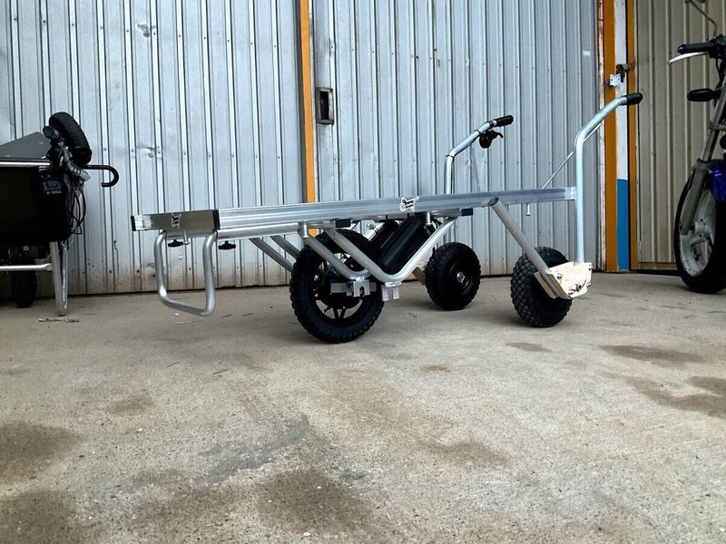 電動ネコ をみかん農家が続々導入 人力だった猫車を電動化する大人気テクノロジーの裏側には農家参加型の開発があった Ja全農 広報部 Note