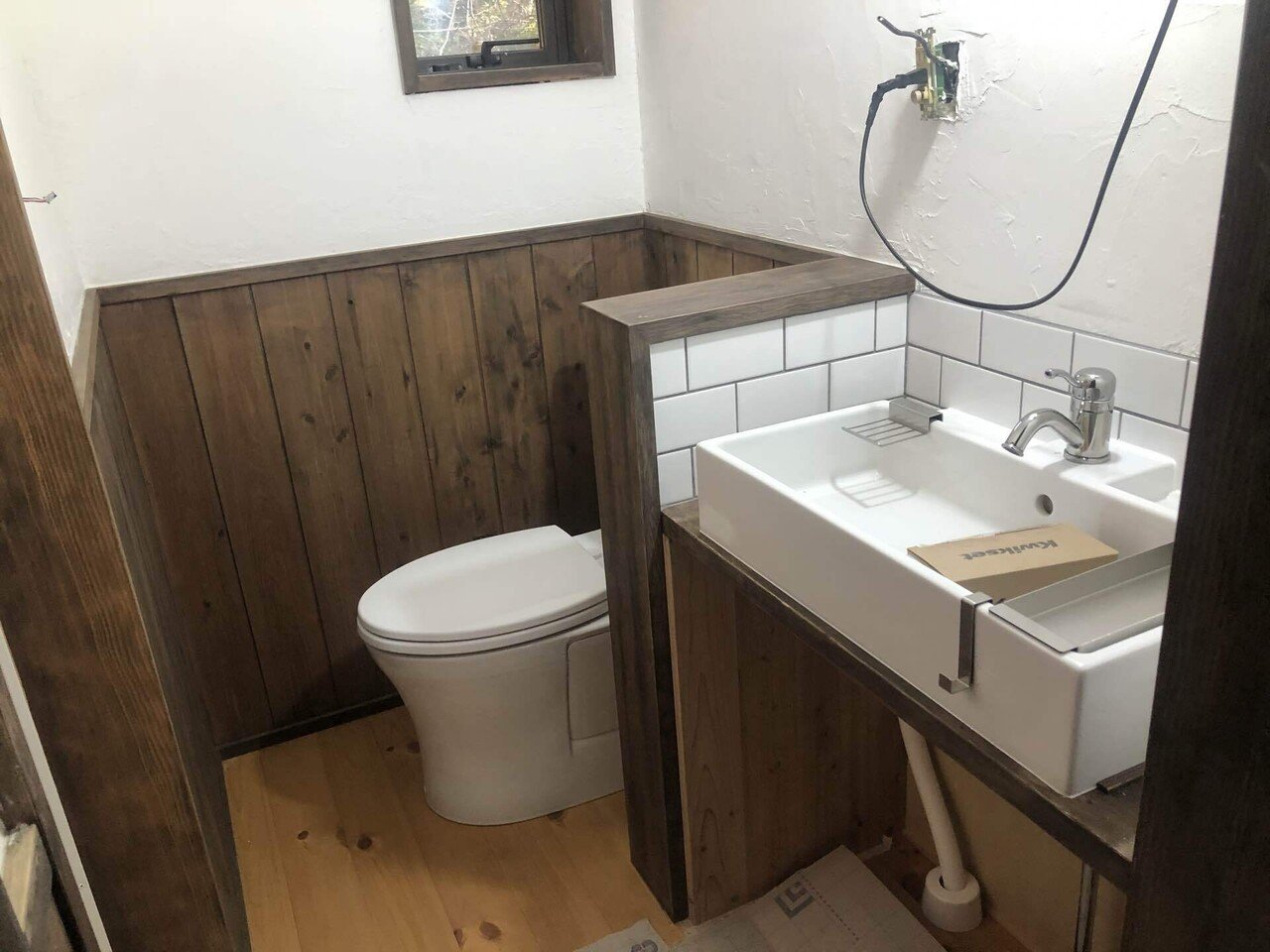 リフォーム68日目トイレ洗面所が付きました Shanthi Usui Note リフォーム68日目トイレ洗面所が付きました Shanthi Usui Note