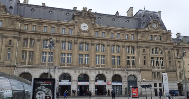 パリのサン ラザール駅とクロード モネ Sakurakoparis Note