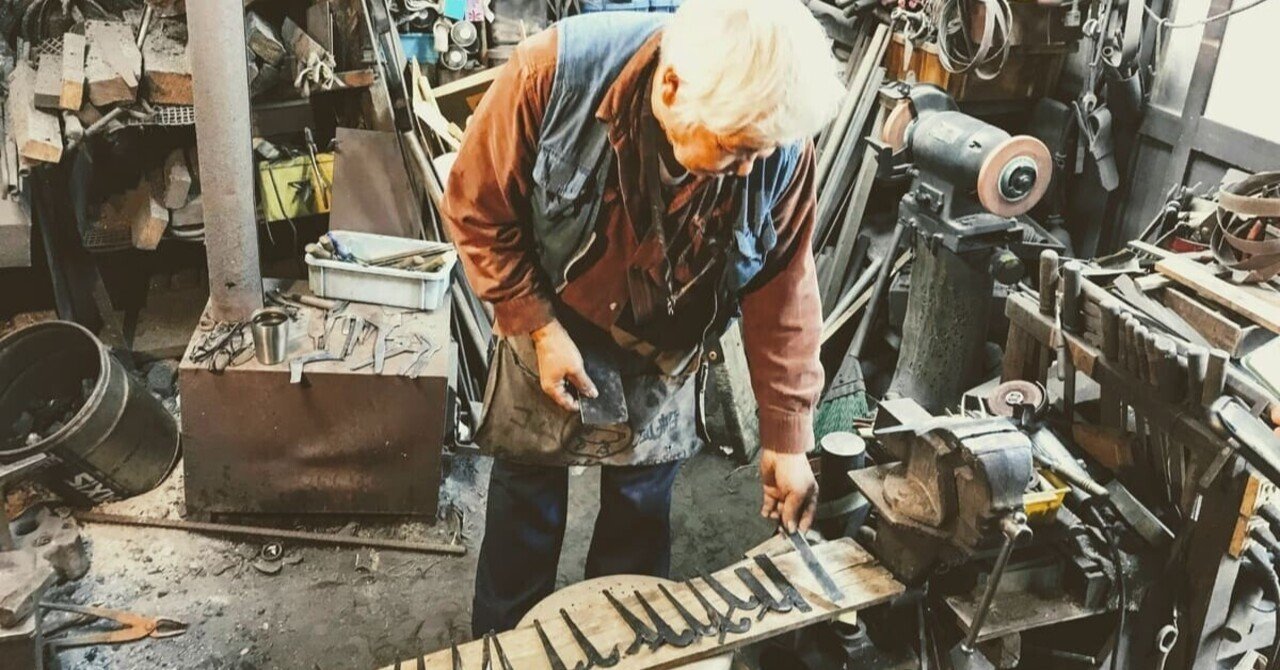 漆掻きの道具を作るたった一人の鍛冶職人中畑文利さん 柴田幸治 Note