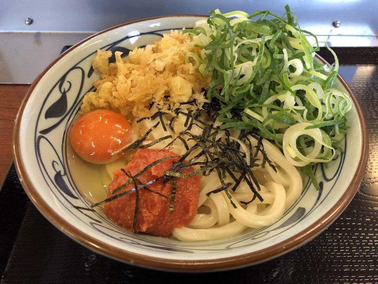 きゃん太郎です 本日は時差出勤 0時まで働きます 時差出勤の時に恒例にしてますランチ 丸亀製麺 私は明太釜玉好きです 好きで好きでたまりません かしわ天も さぁて働きますかぁ きゃん太郎 Note