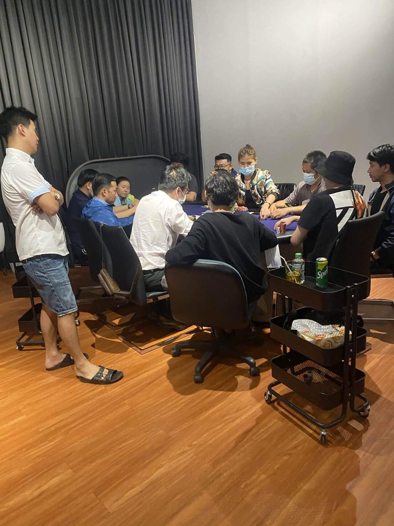 バンコクのポーカーハウス2 天賦 ポーカープレイヤー バンコク Note