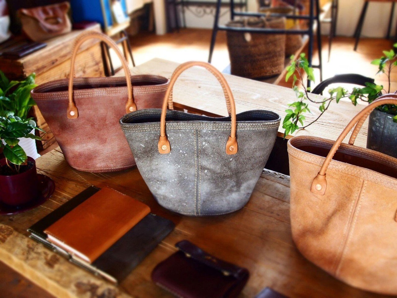 雨ざらし工房⭐︎新品未使用　レザーストラップ付き栗がま⭐︎雨ザラシ工房 くらしずく出店者紹介【雨ザラシ工房】｜kurashizuku