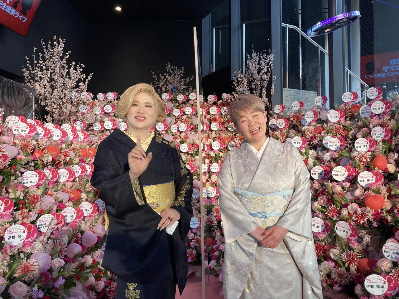 歌怪獣』島津亜矢の“生誕半世紀”を記念したライブ収録にIKKO登場