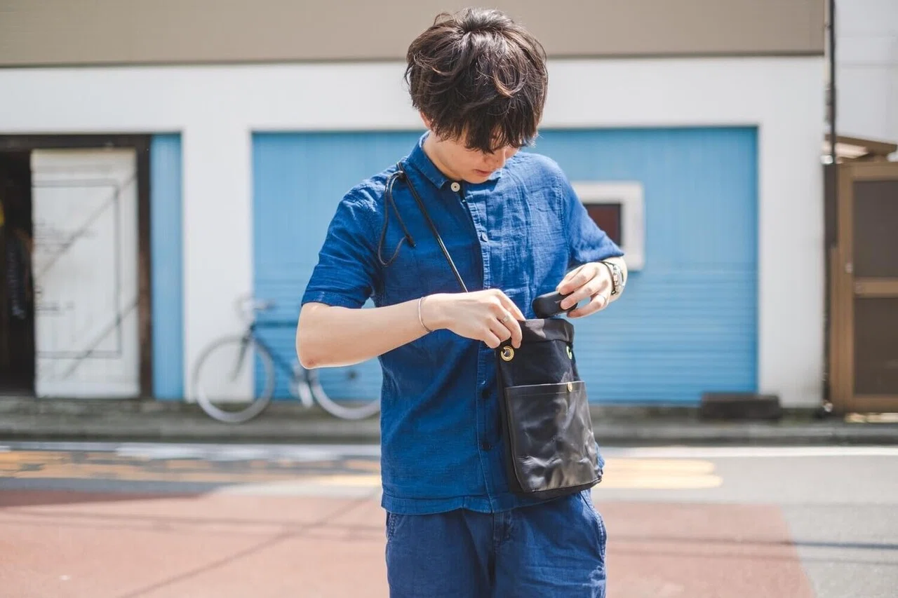 サコッシュを提げて出かけよう。drip別注サコッシュの投稿キャンペーン