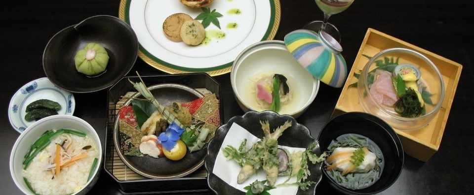 日本料理の食卓作法3 b 会席料理のいただき方 先附と前菜 浮世の狸 Note