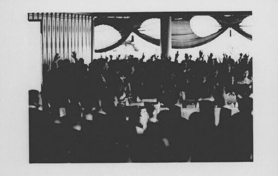 天皇陛下万歳 と 天皇陛下弥栄 と 神苑の決意 Note