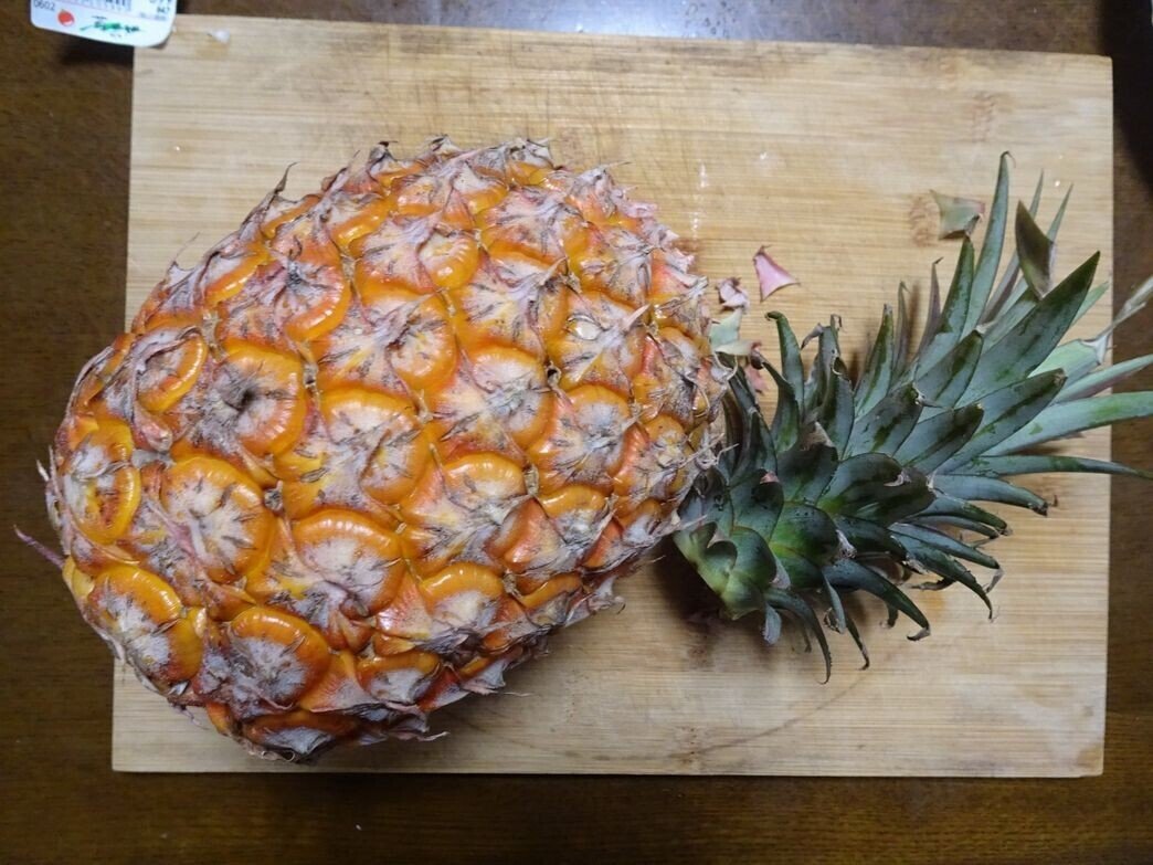 台湾パイナップルを食べよう１ 門田和雄 Note