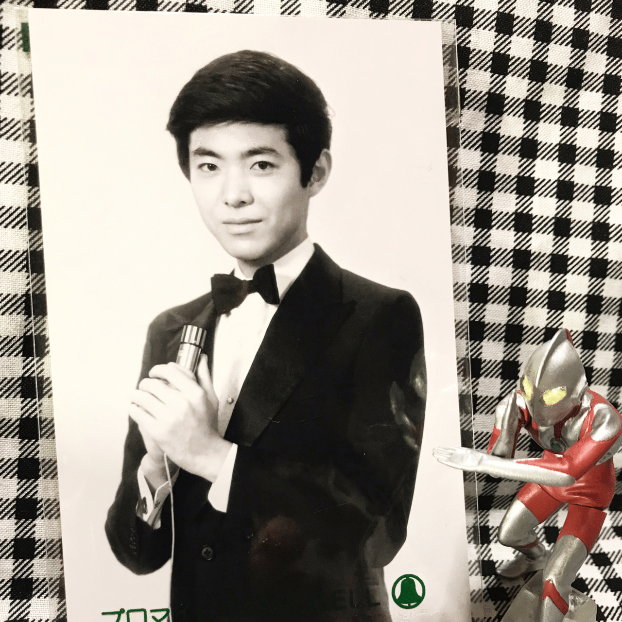 このお写真の人分かりますか 昔の美川憲一さんです 何故この写真とウルトラマンなのか 美川さんとウルトラマンには共通点があるからです 美川さんの 柳ヶ瀬ブルース 発売と ウルトラマンが放映された年 Sirokinonote109 Note このお写真の人分かりますか 昔の美川憲一さんです 何故この写真とウルトラマンなのか 美川さんとウルトラマンには共通点があるからです 美川さんの 柳ヶ瀬ブルース 発売と ウルトラマンが放映された年 Sirokinonote109 Note