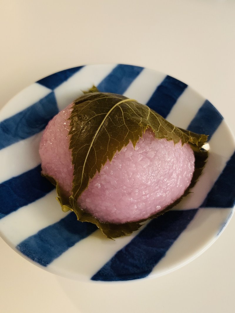 3 坦々麺チャーハンセットと桜餅と苺大福とオンライン飲み会 茶飯 １日１エッセイ Note