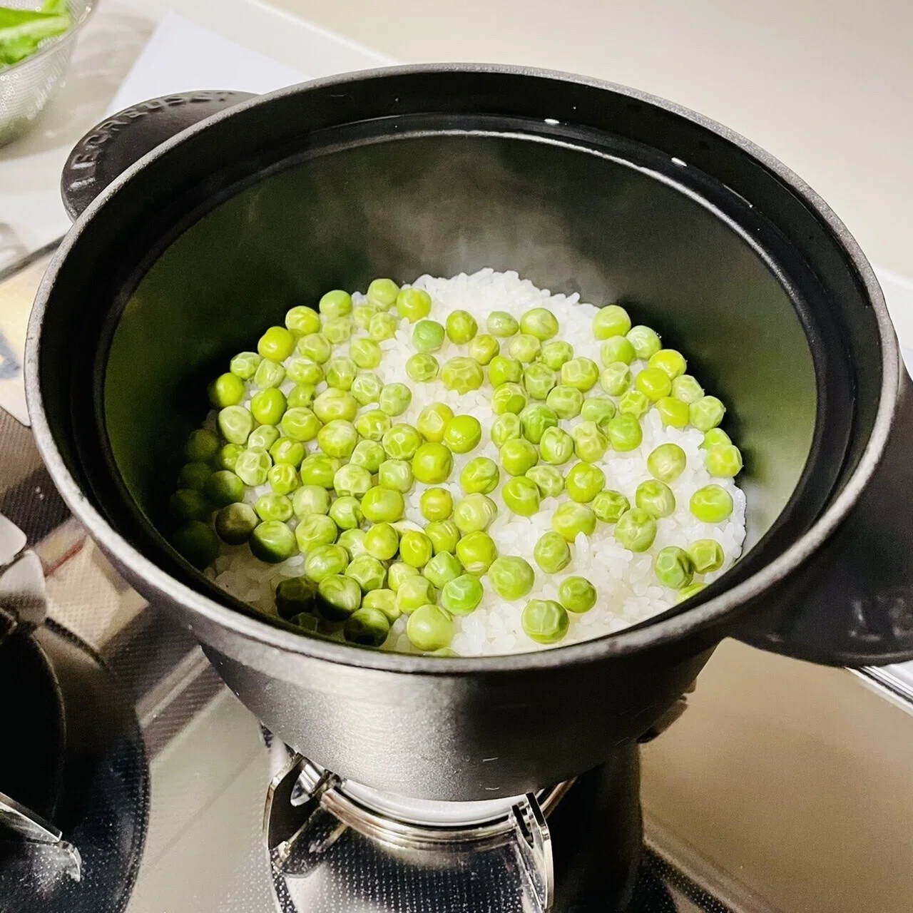 ル・クルーゼで「豆ごはん」を炊いてみた🍚｜Yukihiro🧸