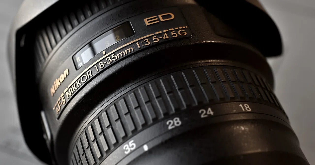 広角ズーム選び。価格.comで【4.92】という高スコア AF-S NIKKOR 18 
