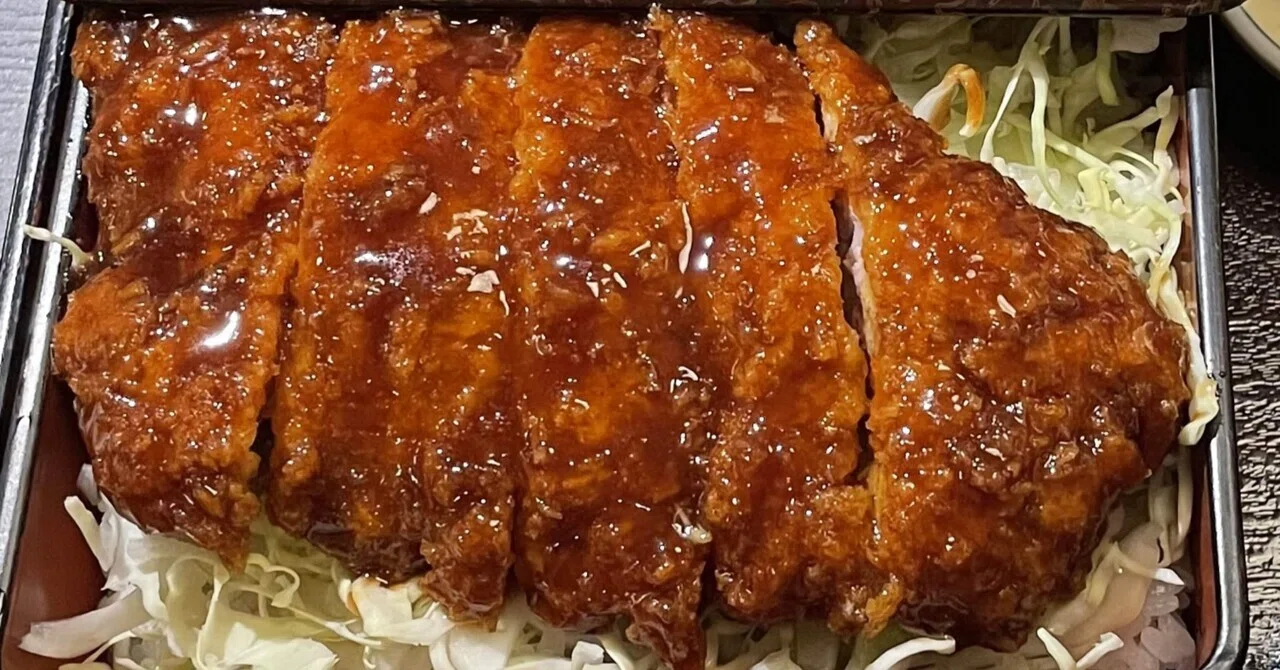 会津ソースカツ丼を食べながら、日本のソースの歴史について考える