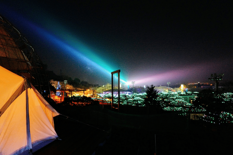 グランピング キャンプ初心者にもオススメ 御殿場高原時之栖outdoor Hill Villageが素敵すぎた 中編 夜ご飯 夜景編 冬キャンプ 本能ブログ Note グランピング キャンプ初心者にもオススメ 御殿場高原時之栖outdoor Hill Villageが素敵すぎた 中編 夜ご飯 夜景編 冬キャンプ 本能ブログ Note