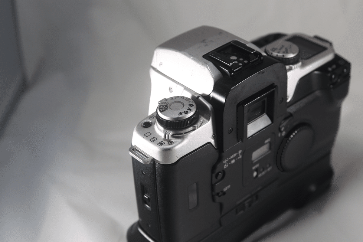 キャノン　EOS55 キヤノンのフィルム一眼「EOS55」を4,000円で購入！ | てぴっくす