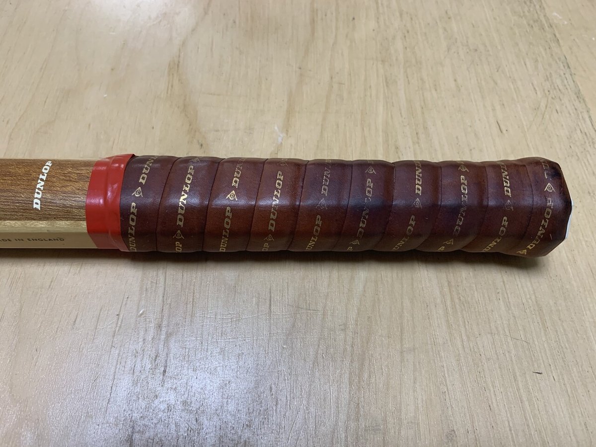 How to regrip and change your Leather Tennis Grip - YouTube