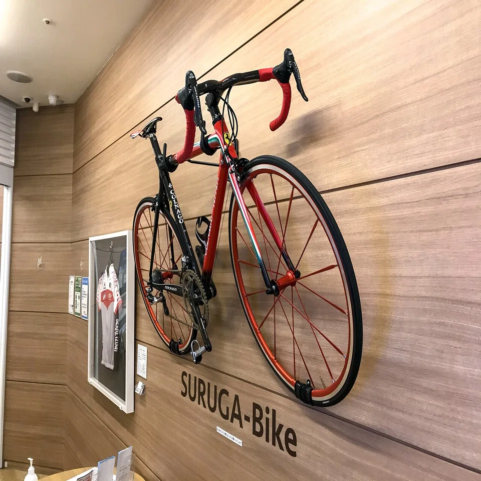 コルナゴフェラーリ展示してます｜スルガ銀行サイクリングプロジェクト